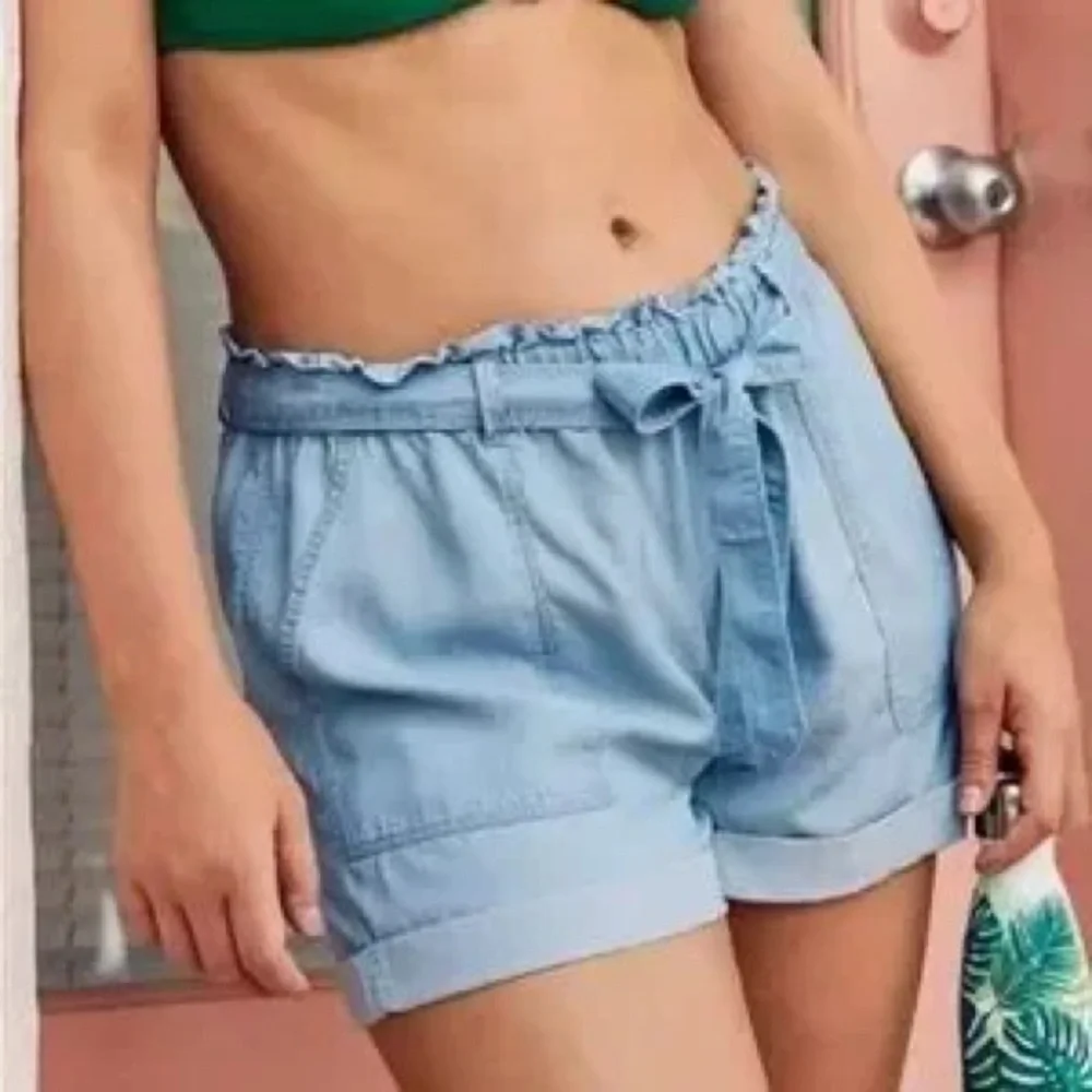 Aerie Light Blur Chambray Paperbag Shorts Size XS